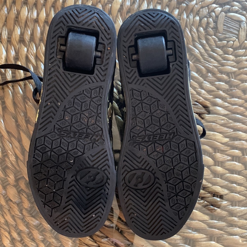 Heelys - Picture 2 of 3